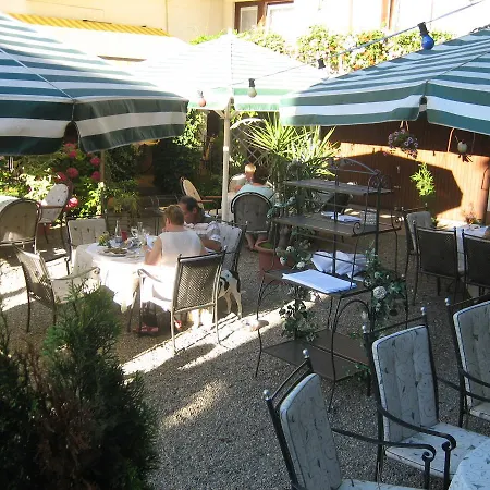 Riegeler Hof Отель 3*